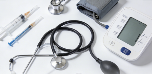 审评周期缩短50%+中药申报增40%！政策精准发力，激活医药创新双引擎